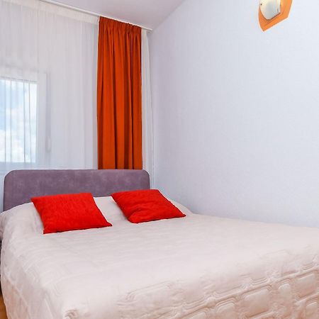 Apartments Tonka Donji Okrug  Екстериор снимка
