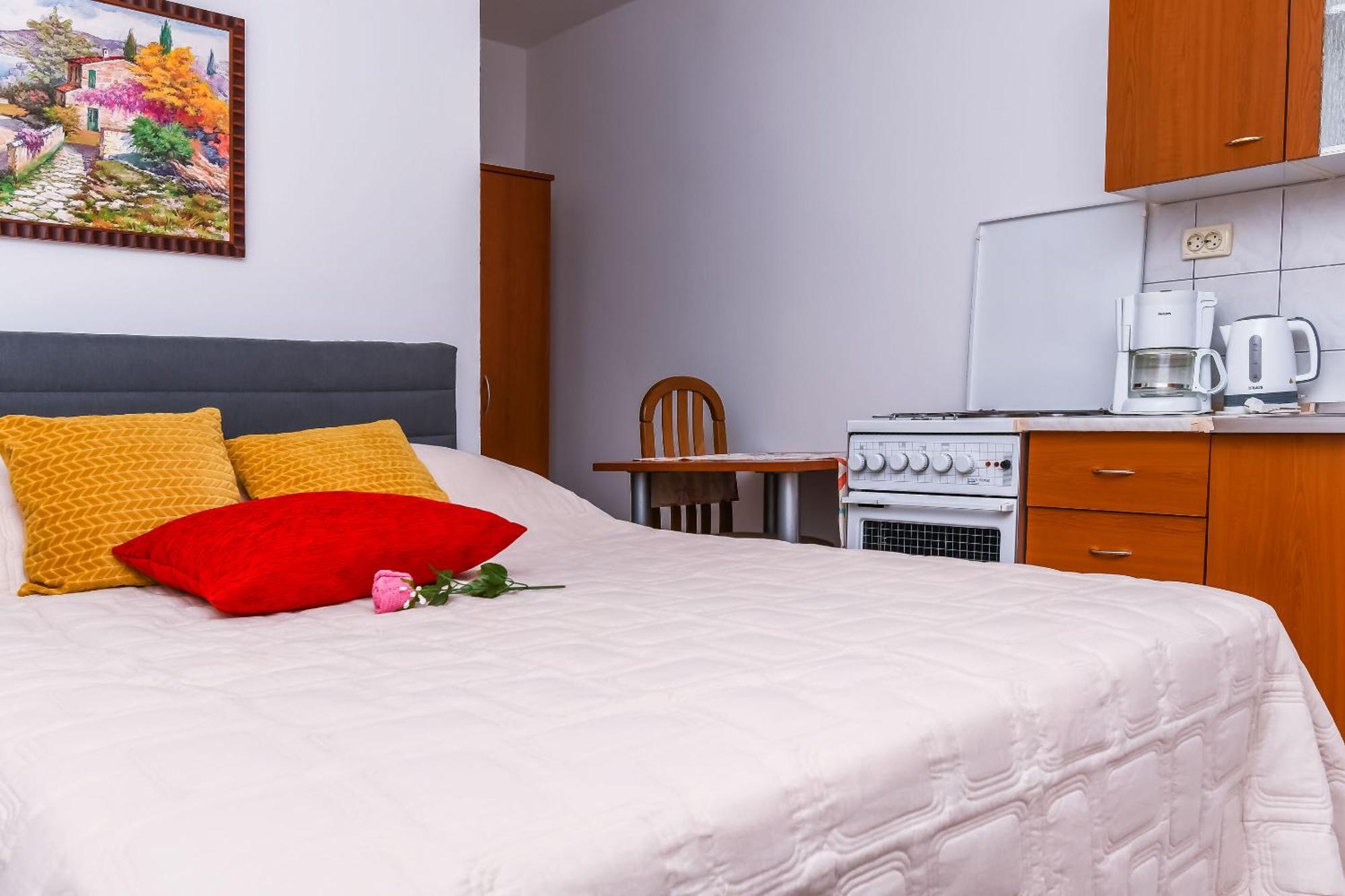 Apartments Tonka Donji Okrug  Екстериор снимка