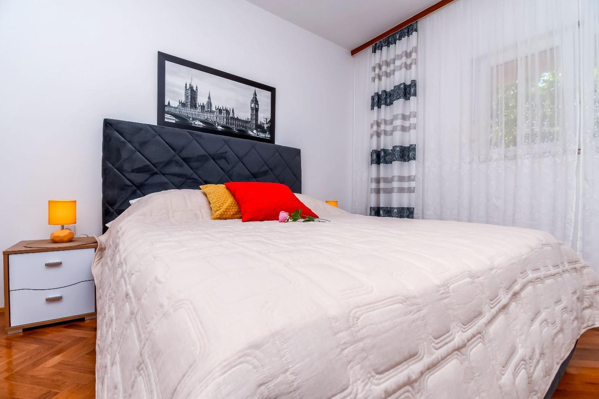 Apartments Tonka Donji Okrug  Екстериор снимка