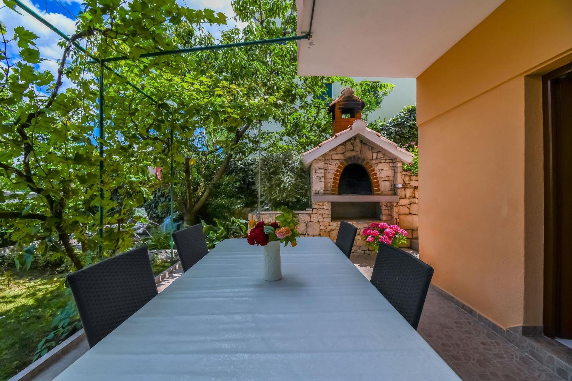 Apartments Tonka Donji Okrug  Екстериор снимка