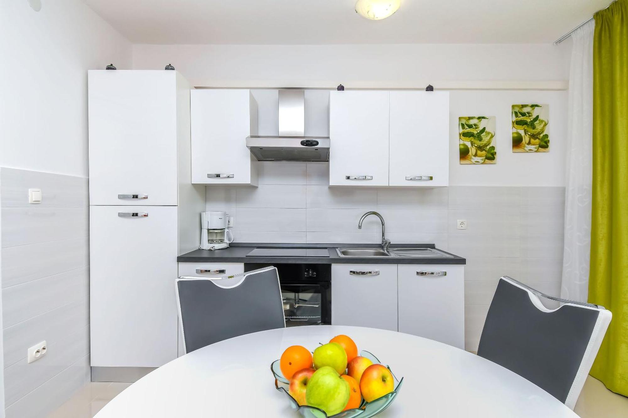 Apartments Tonka Donji Okrug  Екстериор снимка