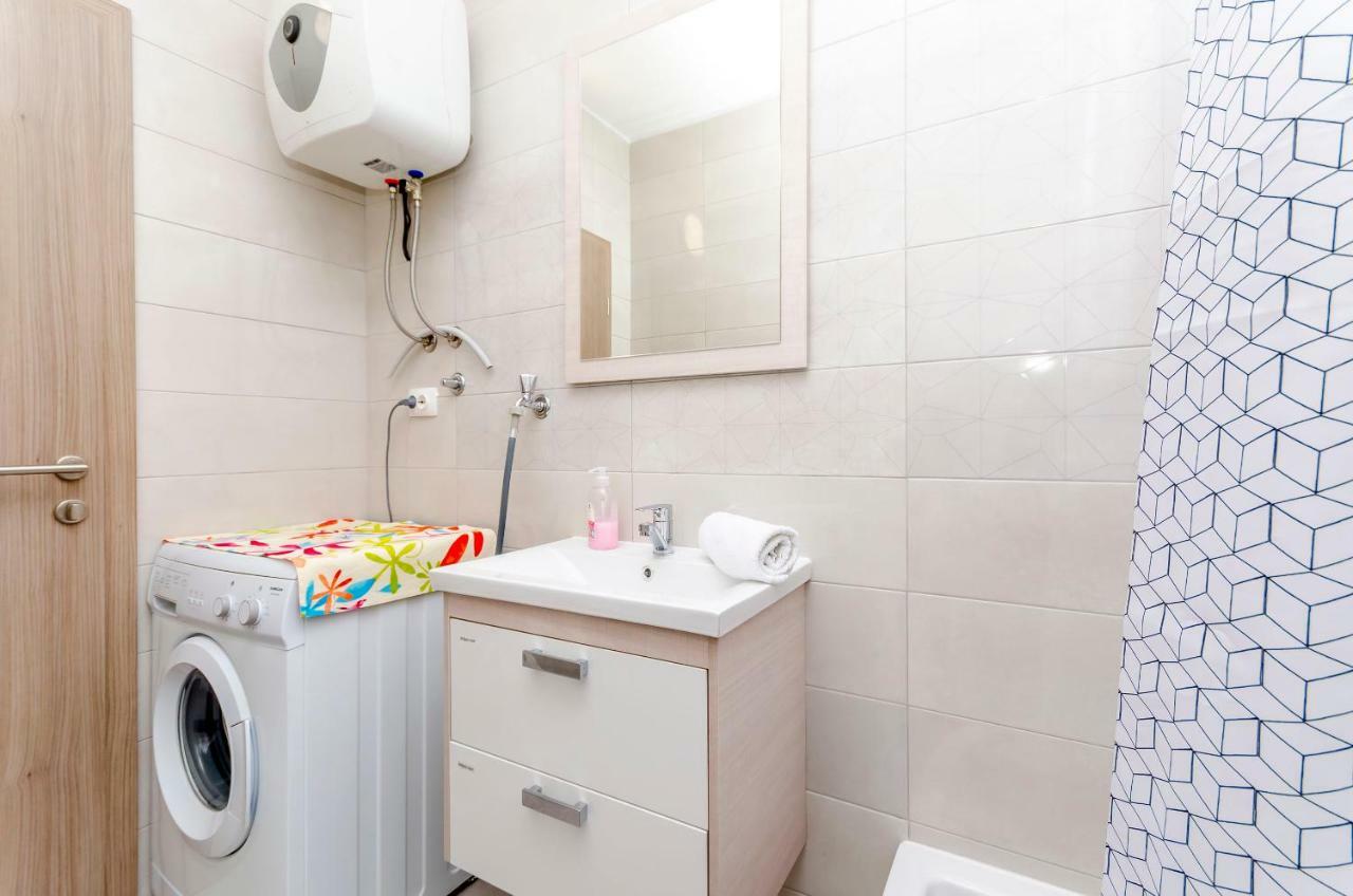 Apartments Tonka Donji Okrug  Екстериор снимка