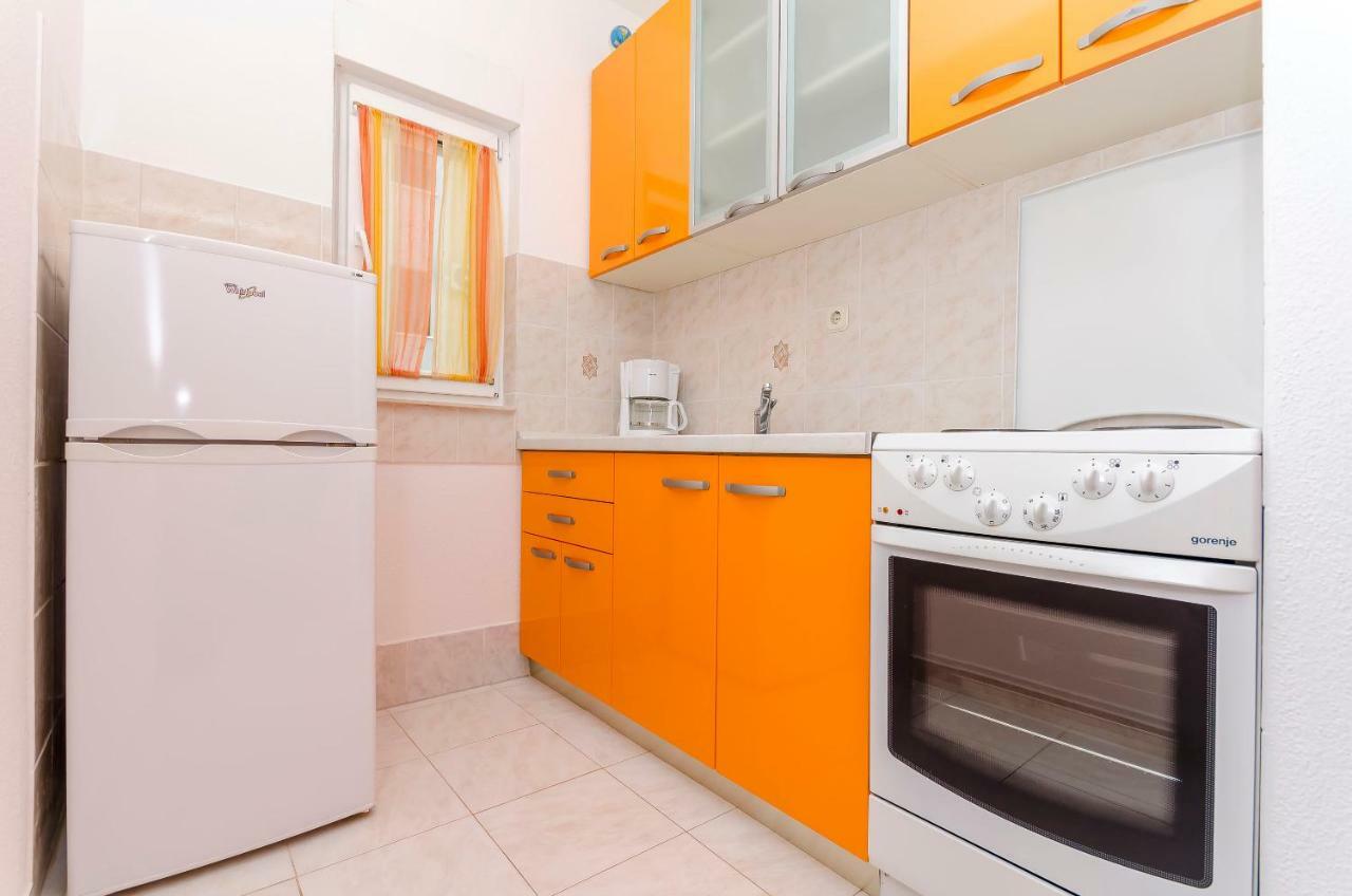 Apartments Tonka Donji Okrug  Екстериор снимка